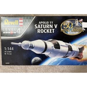 Revell 1:144 Apollo 11 Saturn V Scale Plastic Model Kit, New Sealed